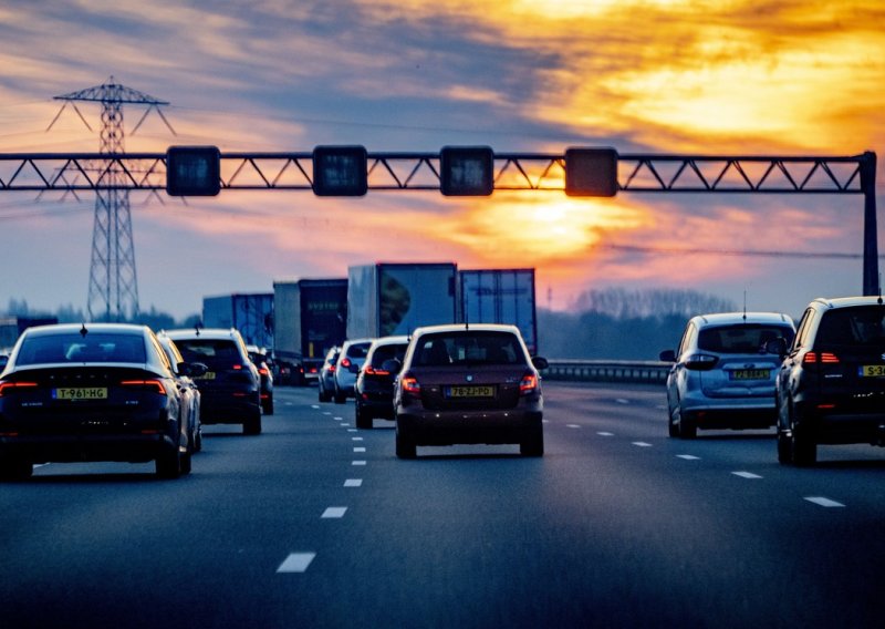 Auto slabije vuče i sporije ubrzava? Ovo su najčešći razlozi gubitka snage