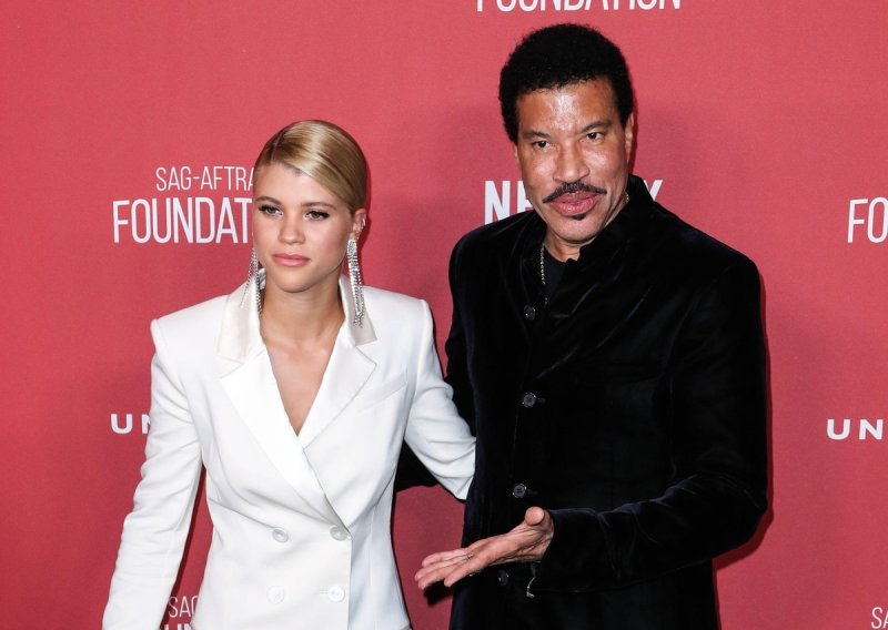 Nakon rođenja drugog djeteta Sofije Richie, oglasio se i Lionel Richie
