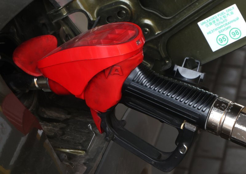 Ova zemlja je razljutila Europsku uniju: Stranci plaćaju skuplje gorivo na pumpama