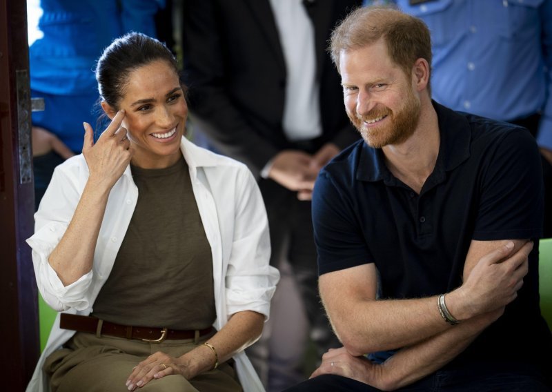 Fotografija princa Harryja s Trudeauom i olimpijskom pobjednicom privukla pažnju