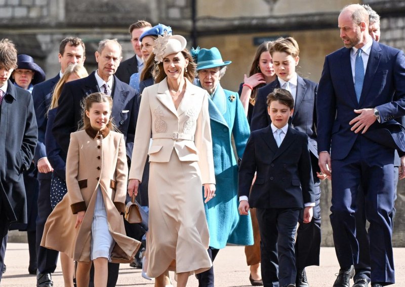 Kraljevski Uskrs u Windsoru: Svi na okupu, ali osramoćeni princ i njegove kćeri nisu pozvani