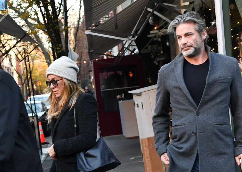 Trenutak koji su svi čekali: Jennifer Aniston objavila rijetku fotografiju s Jimom