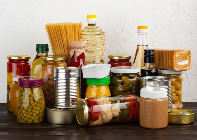 Stručnjaci napravili popis hrane za krizne situacije, evo zašto su na njemu čips i čokolada