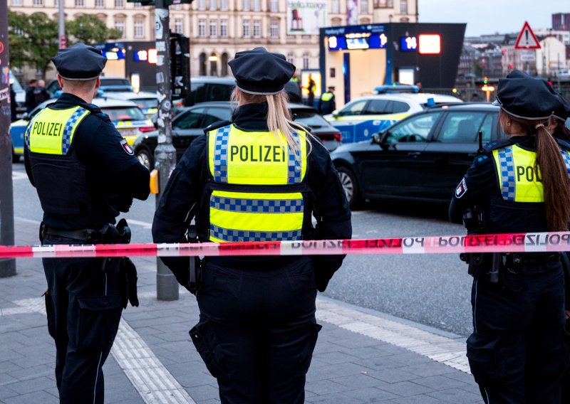 Hitna intervencija u Njemačkoj: Tražili uskrsna jaja pa pronašli bočicu s radioaktivnom tvari