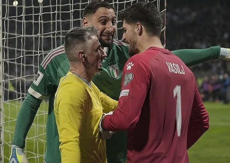 Golman BiH konačno objasnio što se događalo između njega i Donnarumme u Zenici. 'To nikad nisam doživio'