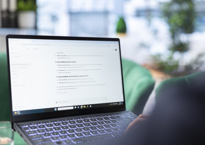 Što za okoliš znači kada ChatGPT-ju napišemo 'molim te' i 'hvala'