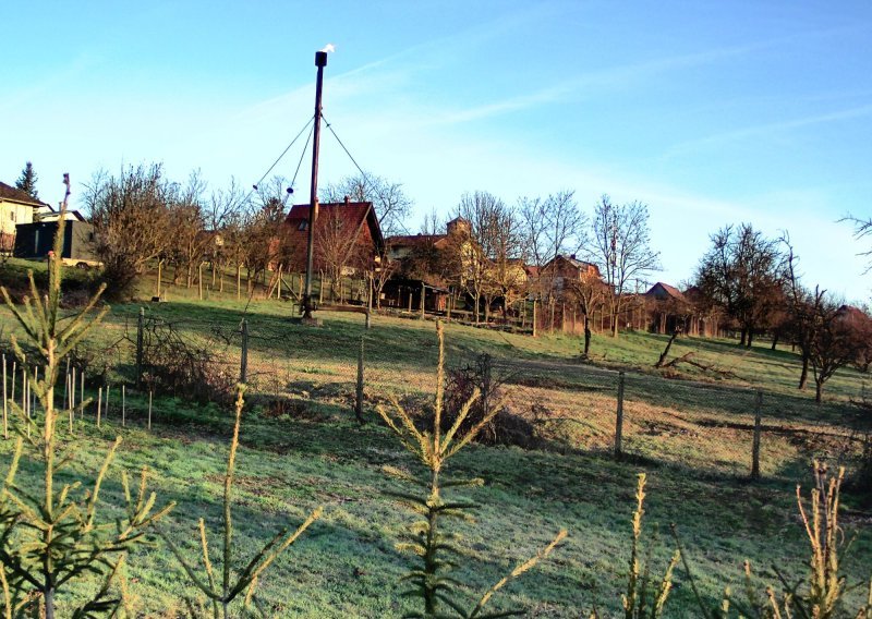 Spaljivanje metana kod Ivanić-Grada i Dugog Sela zabrinulo građane, Greenpeace proziva vlasti