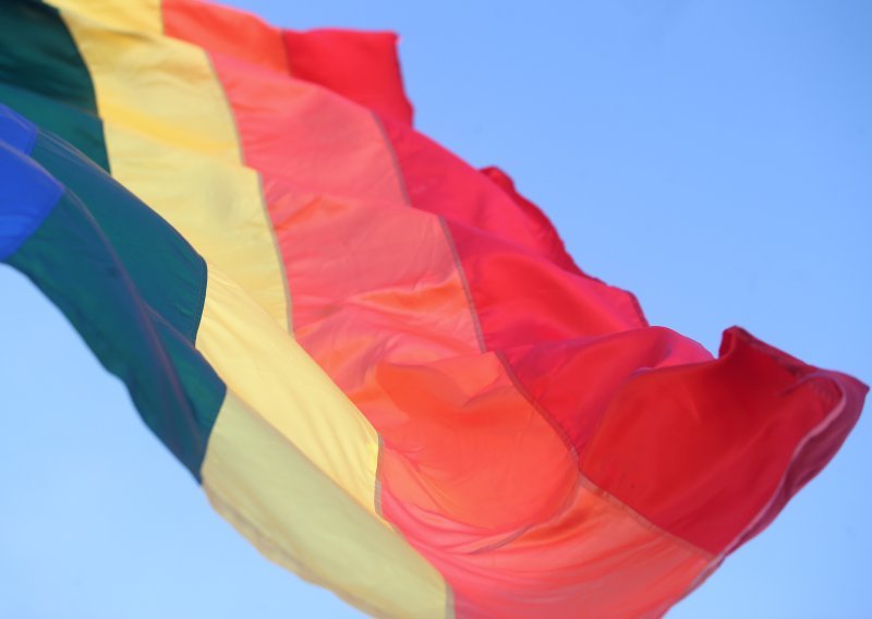 Vrhovni sud ukinuo presudu: Ordo Iuris i Dugine obitelji ponovno idu na sud