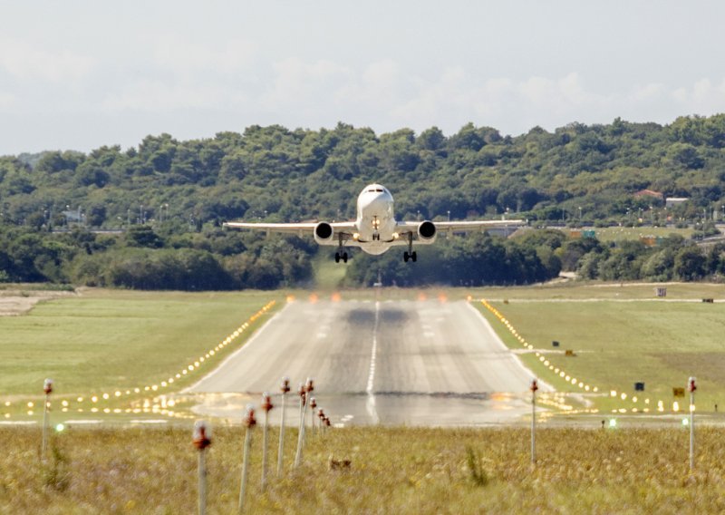 Problemi s gorivom za avione u Europi: Oglasila se Ina o stanju u Hrvatskoj