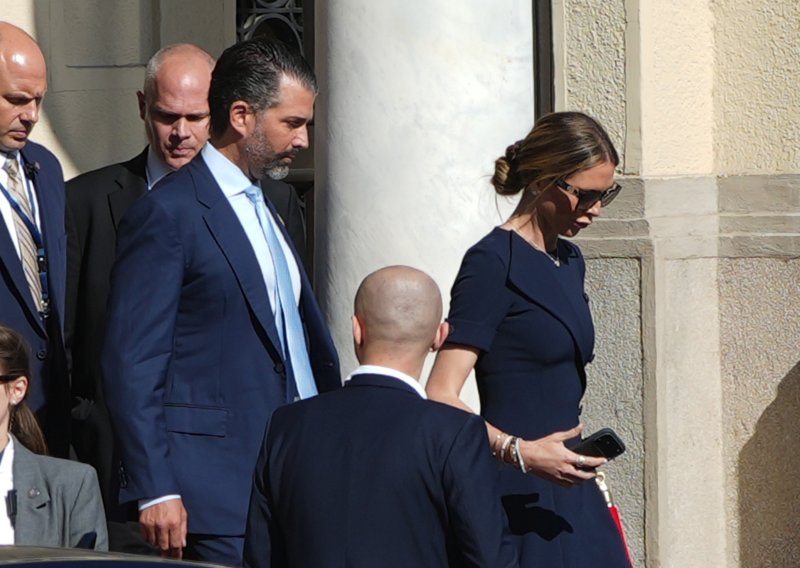 Svi su očekivali tradicionalnu gozbu i ćevape, no pred Trumpa Jr.-a stiglo je sasvim drugo jelo