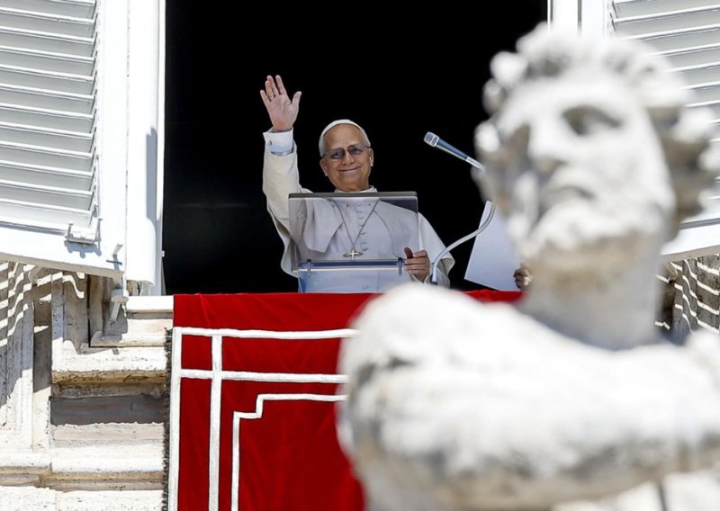 Papa osudio Trumpove prijetnje Iranu: 'Ljudi žele mir'