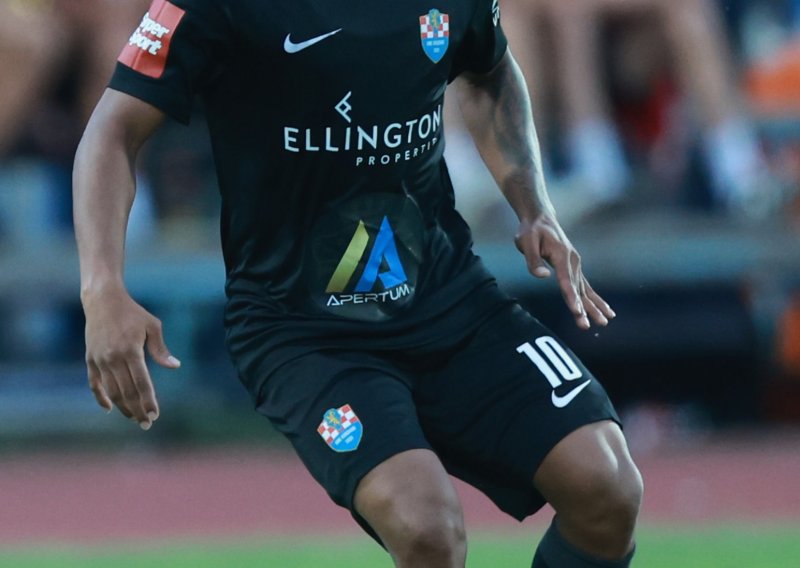 Nakon poništenog gola oglasio se napadač Vukovara: 'I slijep čovjek...'