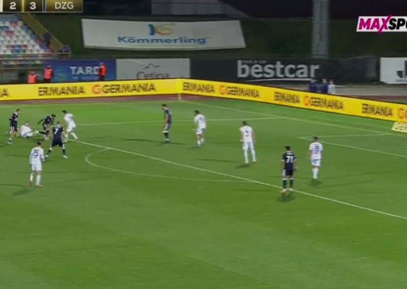 Nestvarno je ovo što večeras radi Miha Zajc! Pogledajte dribling i golčinu ala Ronaldinho