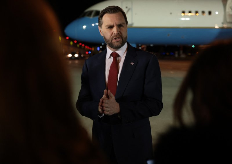 Vance: Prvi iranski prijedlog pisao je Chat GPT, bacili smo ga u smeće