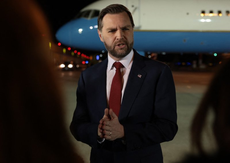 Vance: Prvi iranski prijedlog pisao je Chat GPT, bacili smo ga u smeće