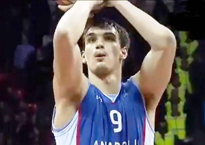 Dario Šarić o boljoj Hrvatskoj, nagradi i odlasku u NBA