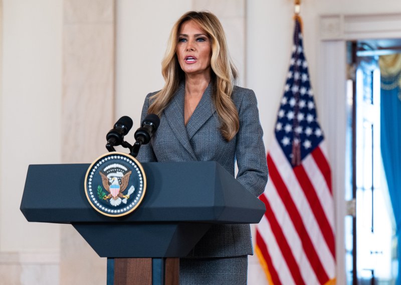 Melania Trump obratila se iz Bijele kuće: Dosta je laži! Epstein mi nikad nije bio prijatelj