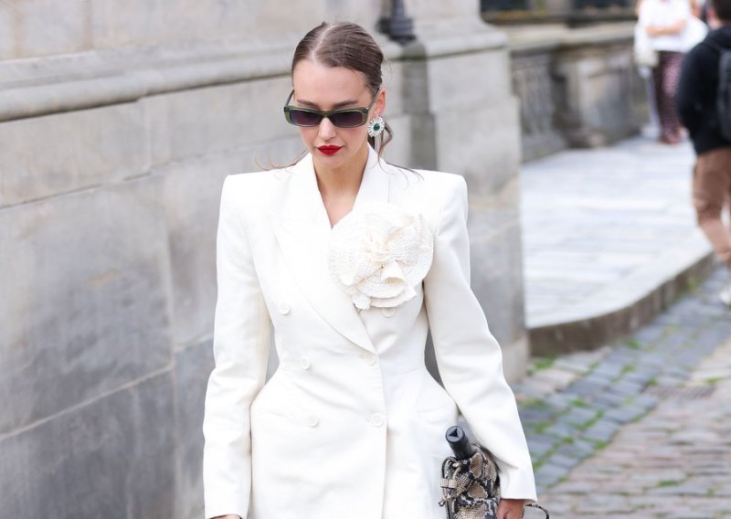 Zaboravite traper suknje: Ovaj nostalgični model sve je osvojio