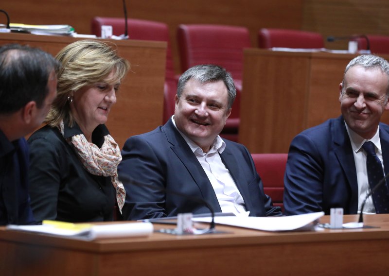 Novi zakon donosi brži internet, ali otvara pitanje privatnosti građana