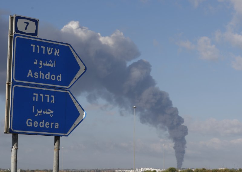 Pogođena izraelska pomorska baza, oglasio se Iran