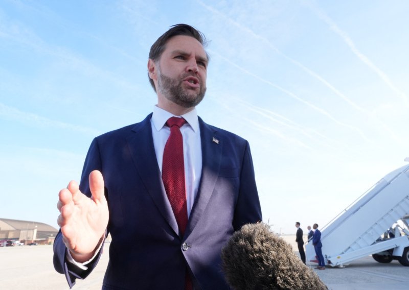 Vance krenuo na pregovore u Islamabad, pa zaprijetio Iranu: Samo nas pokušajte izigrati