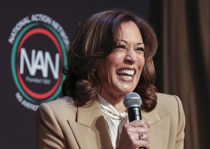 Kamala Harris o ponovnoj predsjedničkoj kandidaturi: 'Razmišljam, razmišljam'
