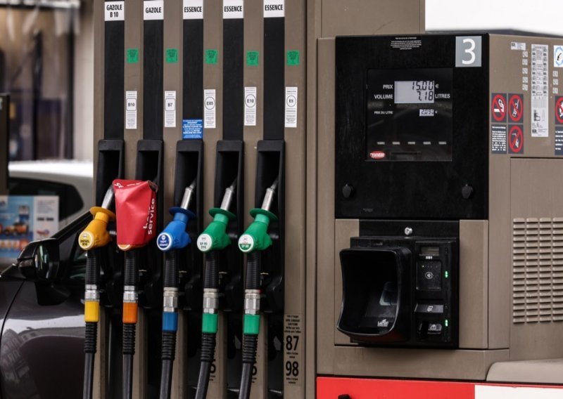 Vlada stavila 'plivajući PDV' u hitnu proceduru: Evo kako bi utjecao na cijene goriva