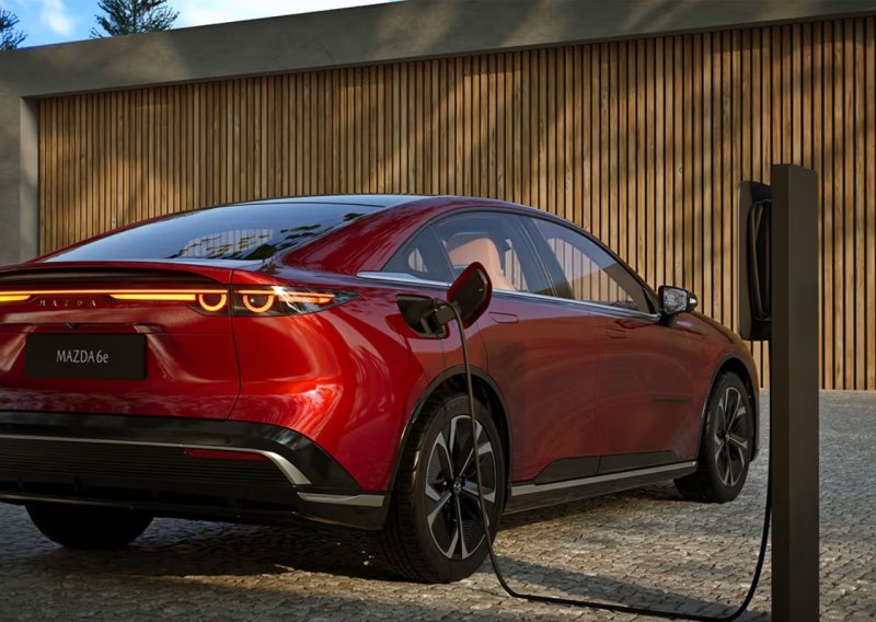 Veliko priznanje za Mazdu: Novi model osvojio prestižnu titulu