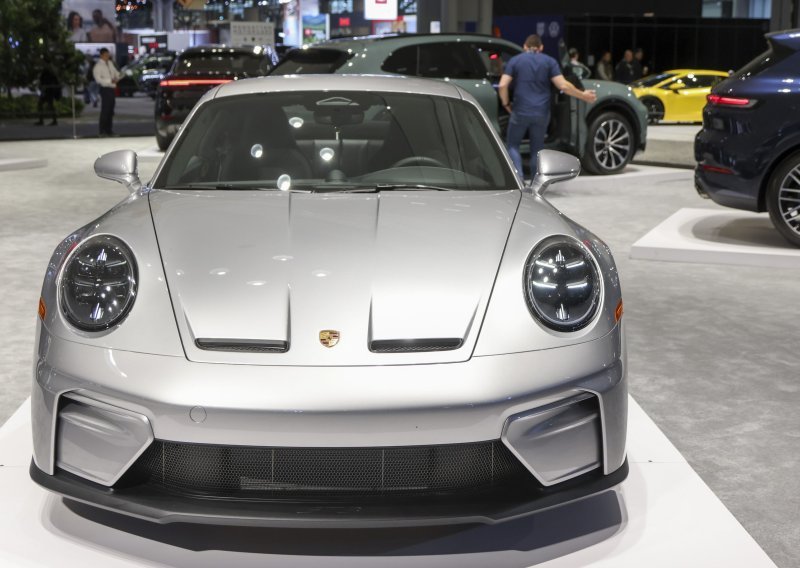 Prodaja Porschea u padu, a posebno ih brine Kina