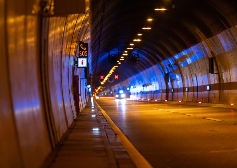 Nesreća u tunelu na A6: Poginuo motociklist, promet ide jednim trakom