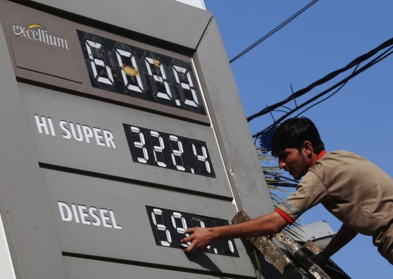 Nafta pala ispod psihološke granice, burze skočile: Vlada optimizam zbog nade u sporazum s Iranom