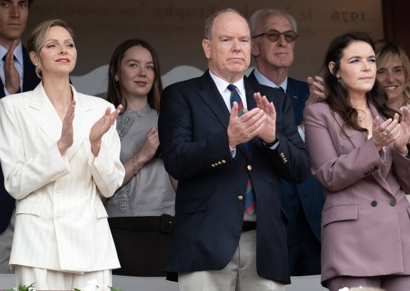 Izvanbračni sin princa Alberta pojavio se u javnosti, a otac ga nije ni pogledao