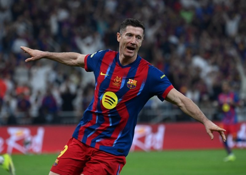 Barcelona je Lewandowskom ponudila novi ugovor, a onda doznala za veliku izdaju