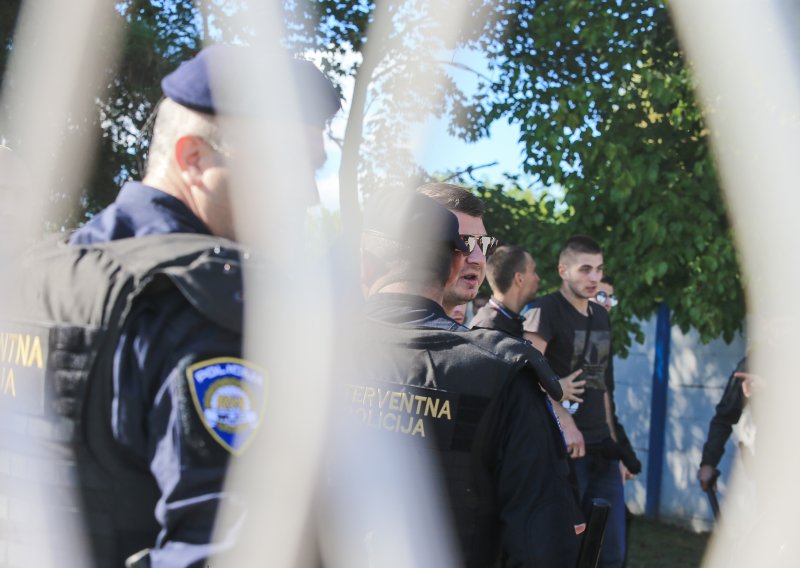 Potukli se navijači Rijeke i Osijeka? Ovo su detalji sukoba