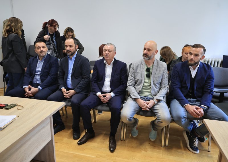 Svjedokinja na suđenju bivšim ministrima: Novac isplaćen bez zadovoljavanja uvjeta