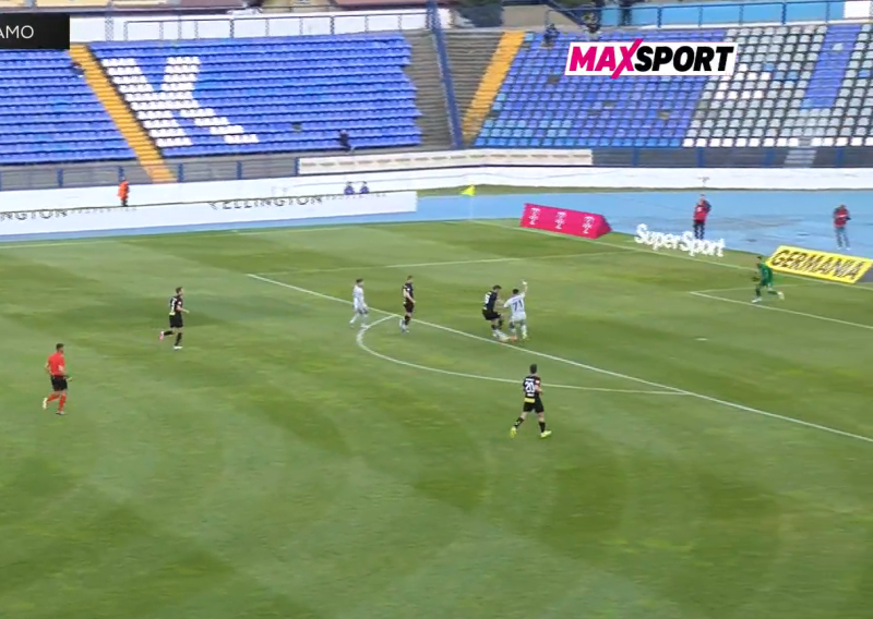 Maestralno! Pogledajte kako je Elez efektno predriblao Bakrara