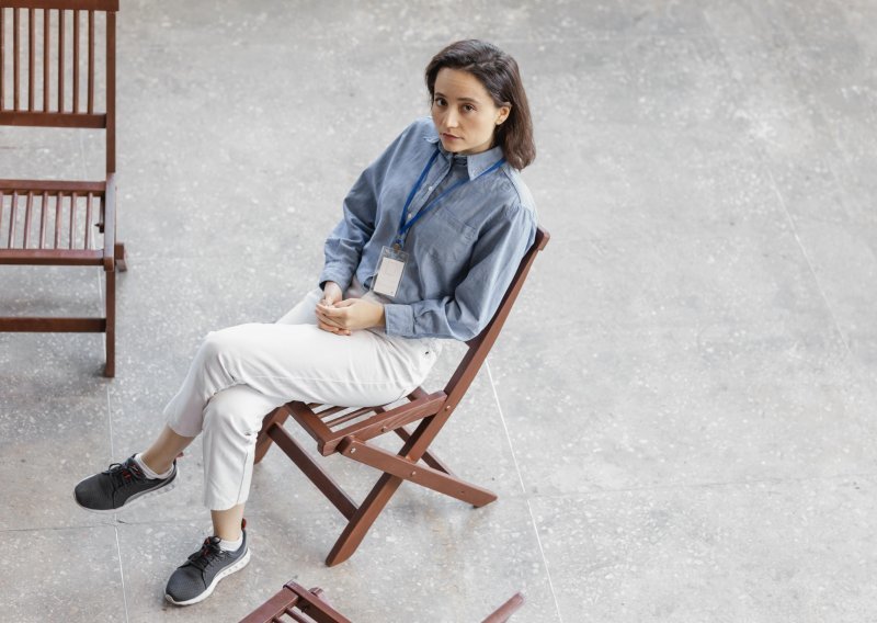 Sjedite prekriženih nogu? Evo kad to doista može biti problem