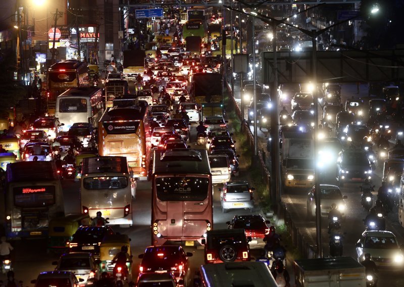 Godinu i pol nitko nije primijetio: Lažna cestarina usred ceste