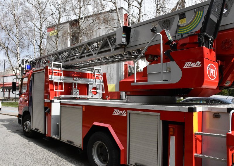 Buknuo požar u zaštićenom rezervatu Orepak u dolini Neretve