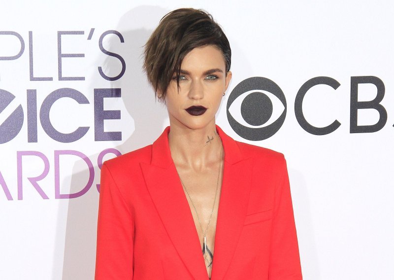 Cure novi detalji velikog skandala u koji su upletene Ruby Rose i Katy Perry