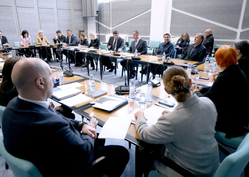 Urša Raukar napustila sjednicu Odbora: 'Sedmi put HDZ skida tu točku s dnevnog reda!'