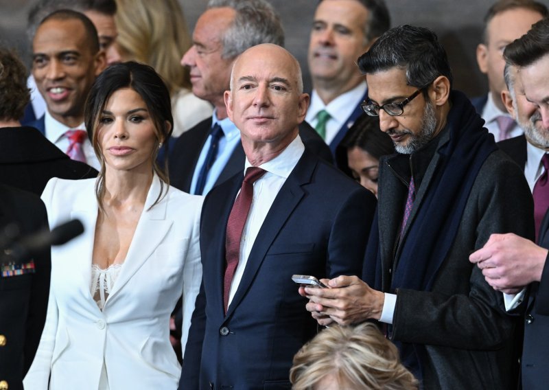 Jeff Bezos i Lauren Sanchez na udaru prosvjednika: Jačaju pozivi na bojkot njihove Met Gale