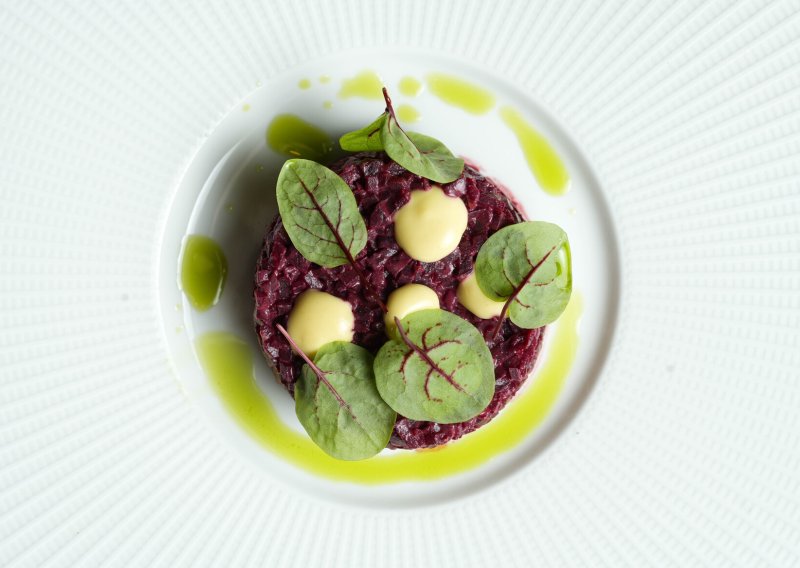 Kad hedonizam ima adresu: Forty Two oduševljava novim proljetnim jelovnikom