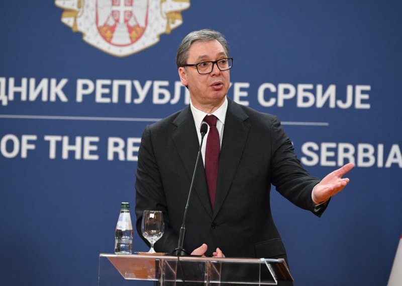 Vučić najavio: Srbija nabavlja novo oružje, u narednim danima ćemo potpisati važne ugovore