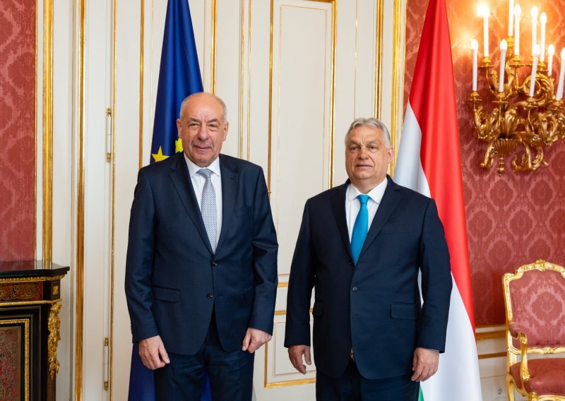 Orban se ukazao prvi put od nedjelje: I on je stigao kod mađarskog predsjednika