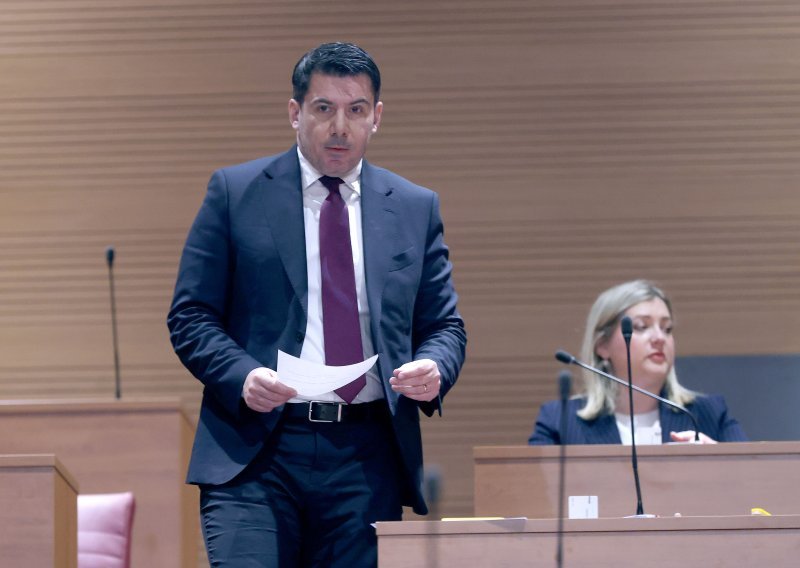 Saborski klubovi podržali izmjene Zakona o prekršajima: Ali, ima i kritika