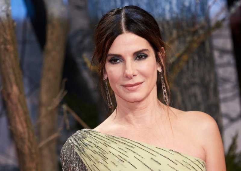 'Zapalila' mreže: Sandra Bullock prvi put pokazala djecu koju godinama čuva od javnosti