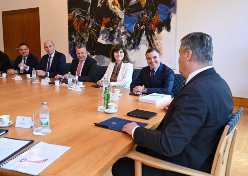 Milanović primio Udruženje stranih ulagača: Predstavili 46 preporuka za bolju investicijsku klimu