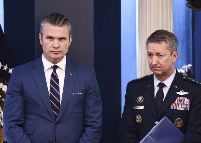 Demokrati žele smijeniti Hegsetha: Zamjeraju mu Iran ali i 'ranije propuste'
