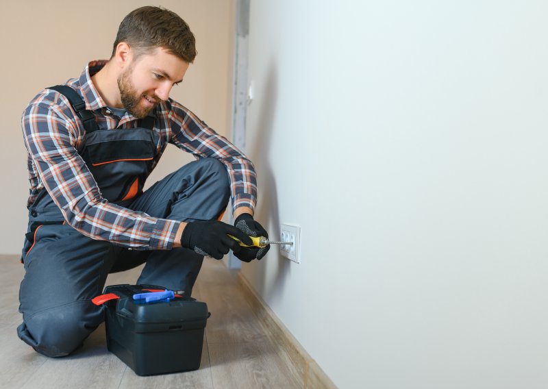 Zašto je pronalazak kvalitetnog majstora i dalje jedan od najvećih stresova - i kako to konačno riješiti?